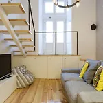 Iconic Tram Views & Loft Living - Loft In Bica *