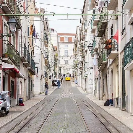דירה Iconic Tram Views & Loft Living - Loft In Bica