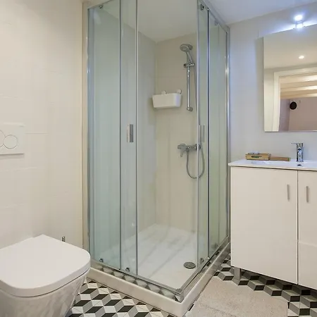 Apartment Modern Loft In Bica -jj Lisbon